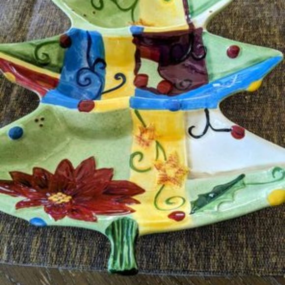 Large Beautiful Christmas Holiday Serving Platter With Gorgeous Details & Colors - Picture 6 of 8